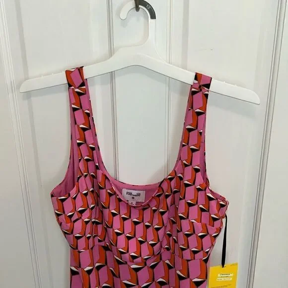 DVF Geometric Pink Shift Dress 👗 Designer 👩‍🎨 Luxury. 🌸Shine✨Like the Sun ☀️ - Picture 15 of 17